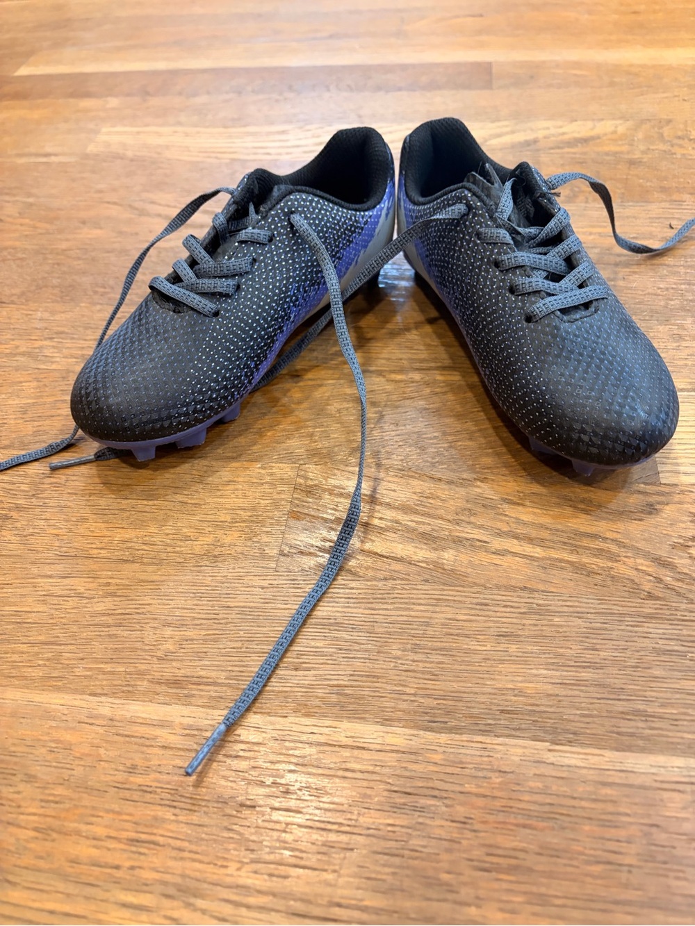 DSG Black and Purple Kids Soccer Cleats